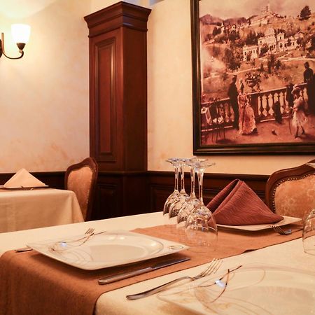 Hotel Foisorul Cu Flori Sinaia Luaran gambar